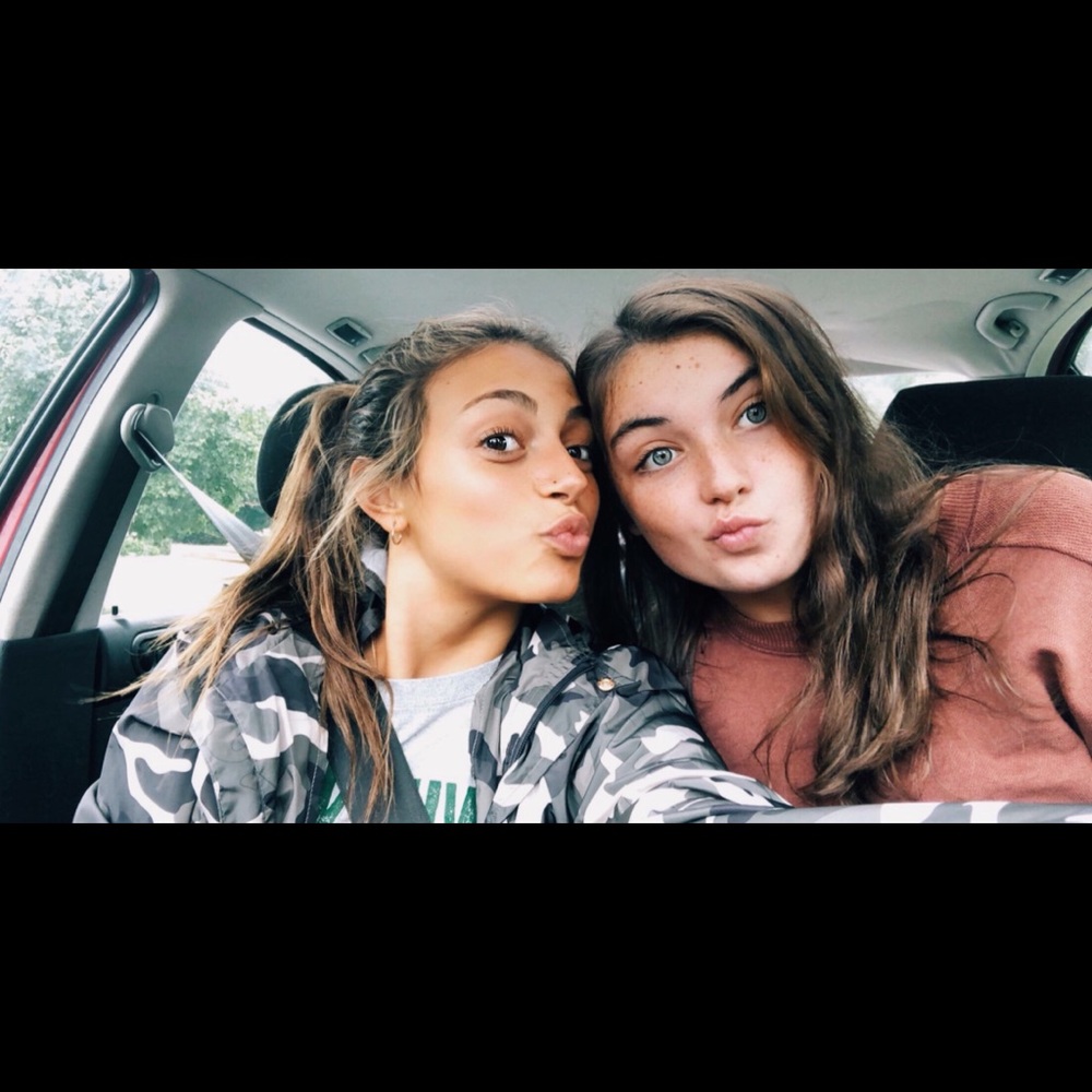 Meet your Posher, Emily